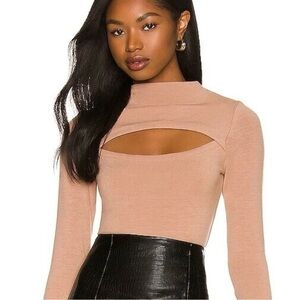 ASTR The Label size med cut out bodysuit